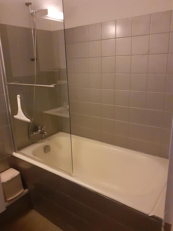 Bonsejour Aparthotel Saint Maurice sur Moselle Bagian luar foto