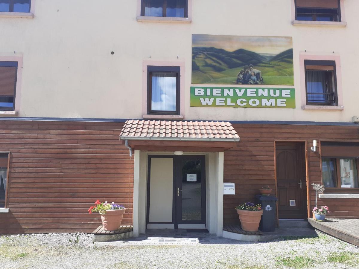 Bonsejour Aparthotel Saint Maurice sur Moselle Bagian luar foto