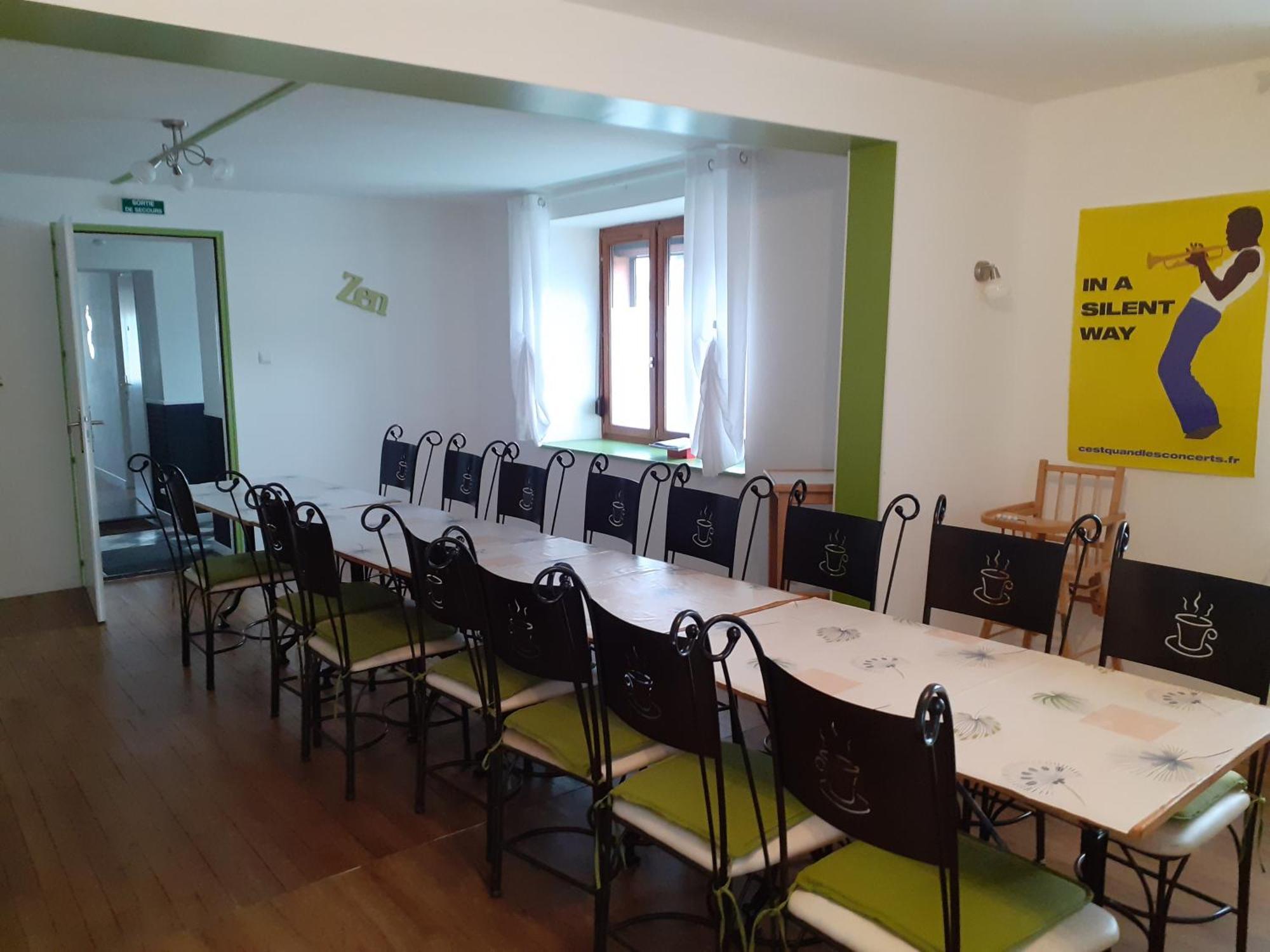 Bonsejour Aparthotel Saint Maurice sur Moselle Bagian luar foto